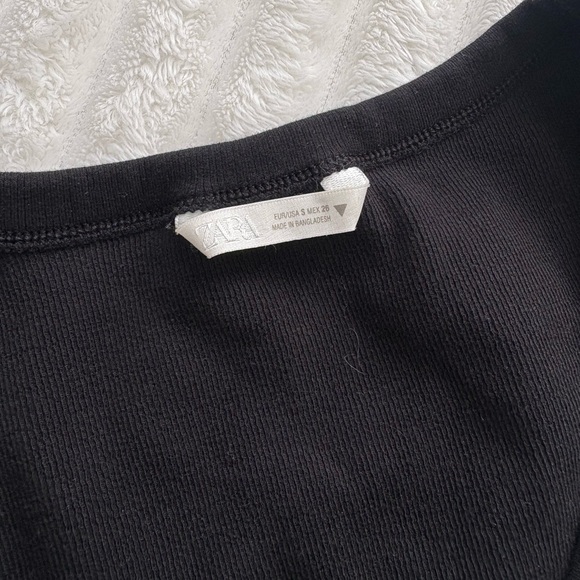 Zara Women's Black Scoop Neck Top - Picture 3 of 3